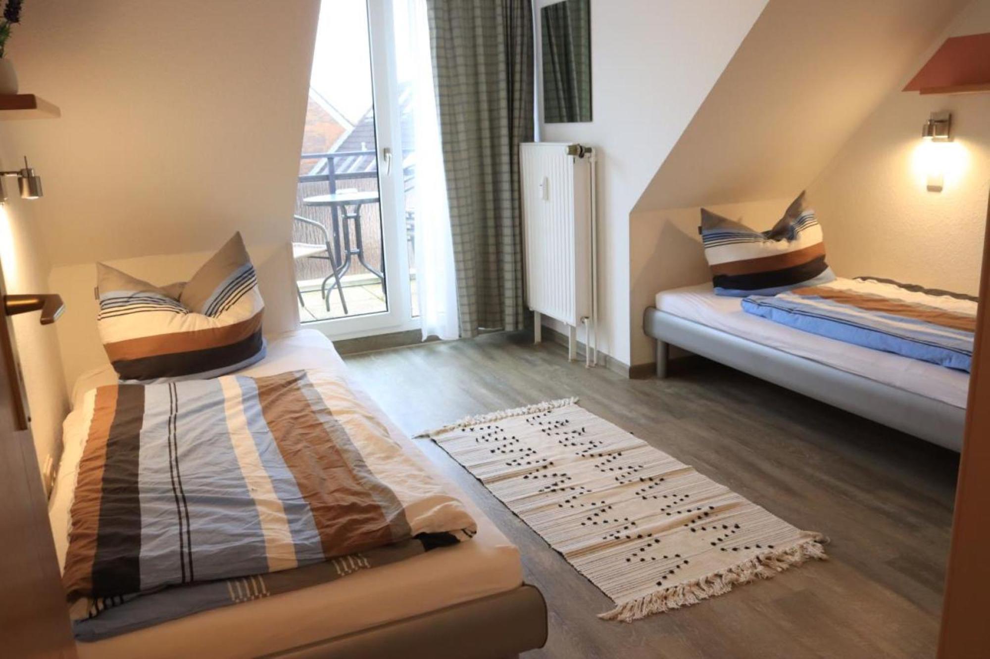 Ferienwohnung Mit Seeblick Und Schwimmbadnutzung In Cuxhaven Exterior foto